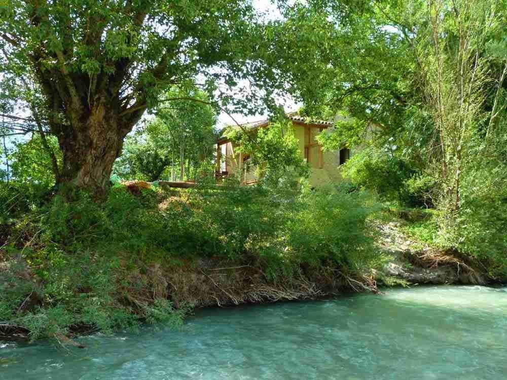 -Moulin De Solaure- Hotel Aix-en-Diois Exterior photo